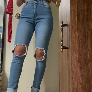 Extra High Waisted Distressed Jeans